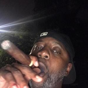 Meet your Posher, Damon